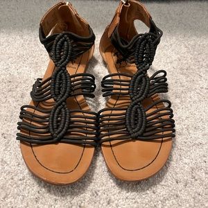 Black sandals 7